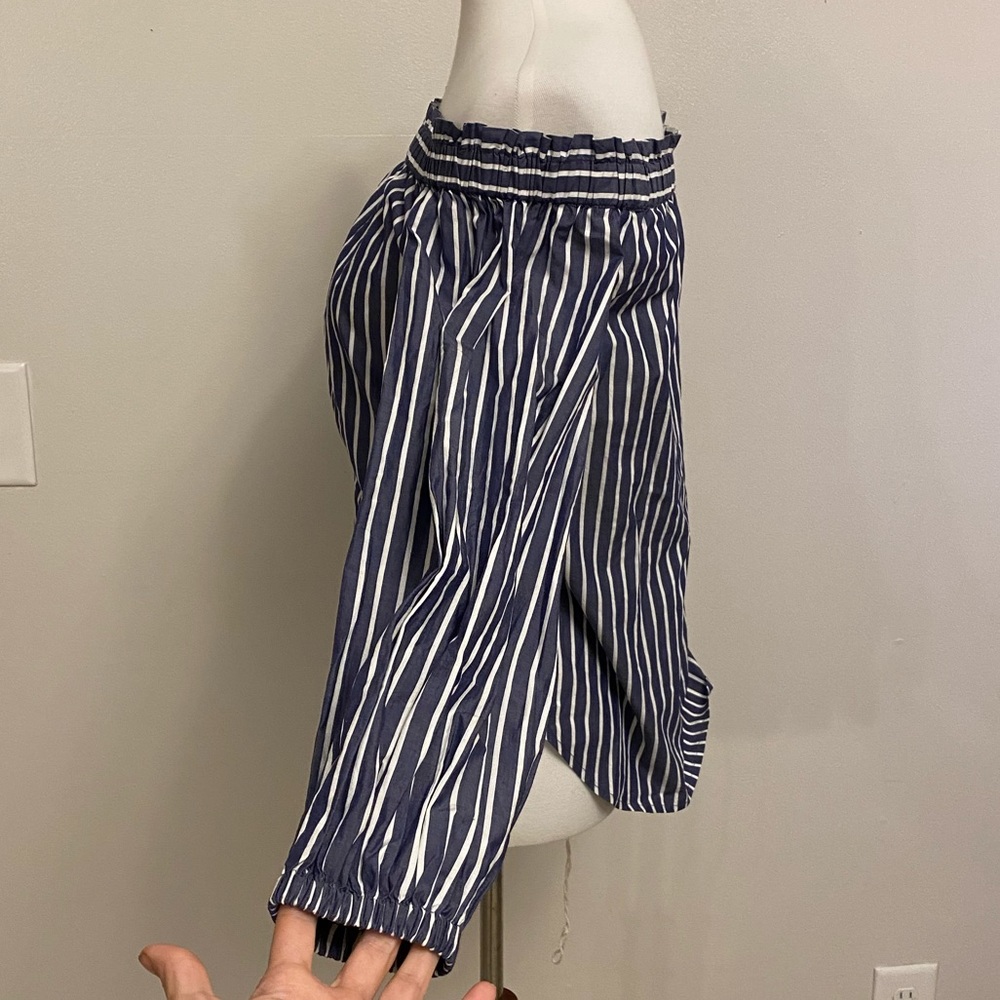 J crew off shoulder float top 6 - Picture 2 of 5